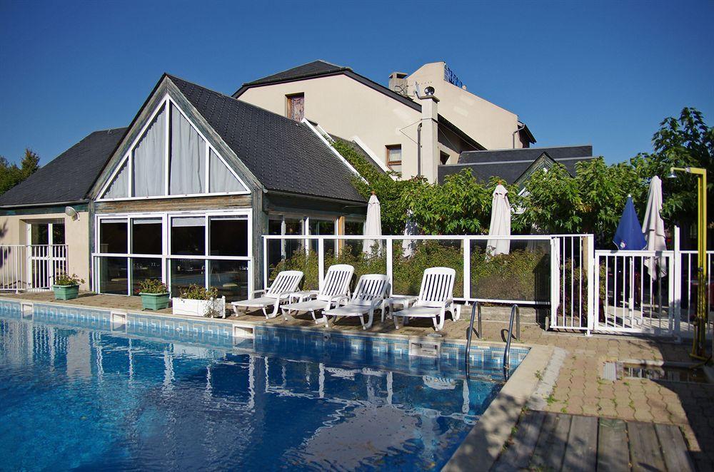 Brit Hotel Confort Deltour Mende Esterno foto